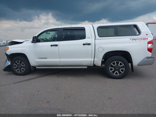 5TFDM5F16EX050645 Toyota Tundra Sr5 4.6l V8