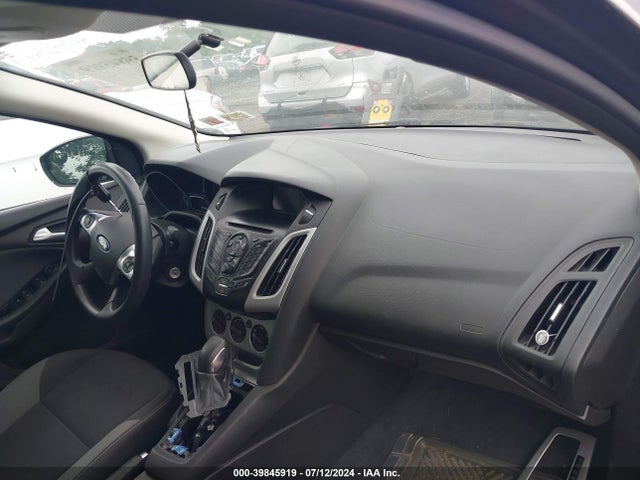 Ford FOCUS SE 2014 1FADP3F28EL318905 Image 5
