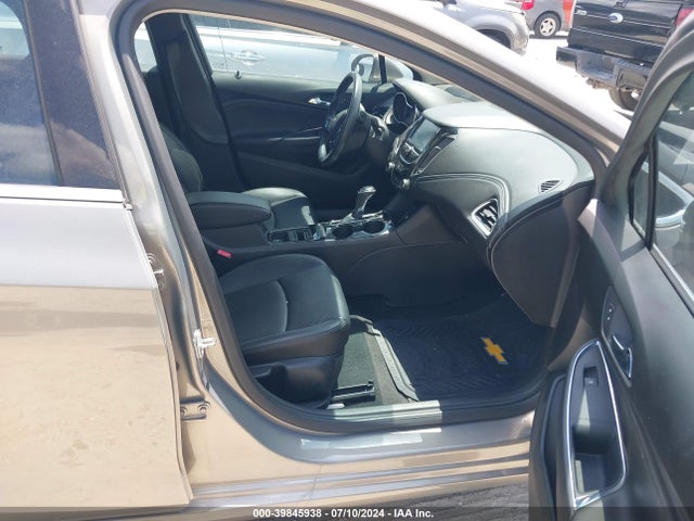 Chevrolet Cruze Premier Auto 2018 3G1BF6SM7JS561065 Image 5