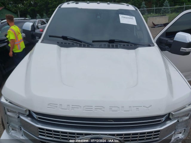 Ford F-250 Platinum 2018 1FT7W2BT6JEC02913 Image 10
