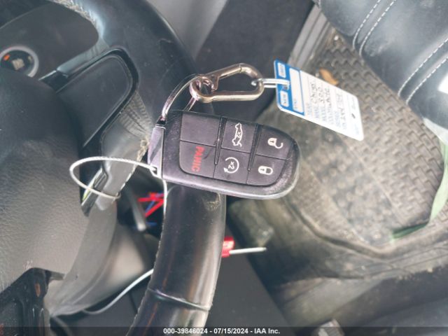 2C3CCABG6JH244709 Chrysler 300 300s