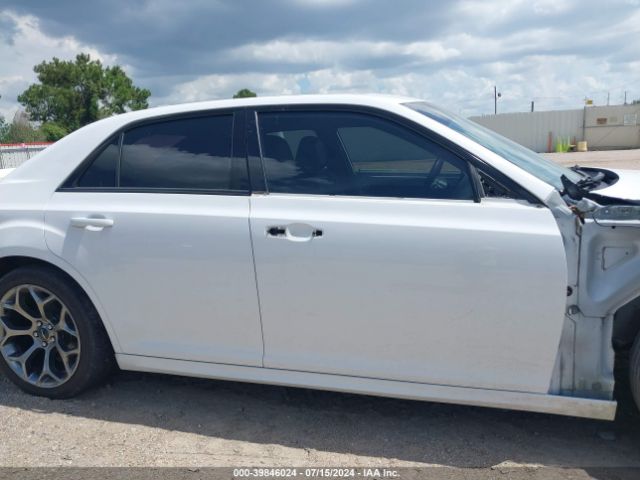 2C3CCABG6JH244709 Chrysler 300 300s