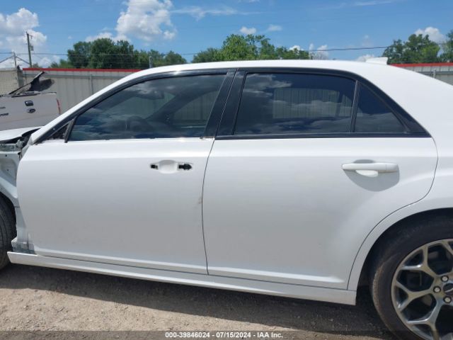 2C3CCABG6JH244709 Chrysler 300 300s