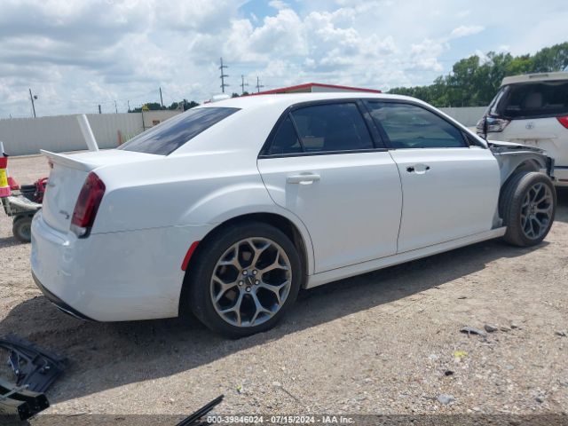 2C3CCABG6JH244709 Chrysler 300 300s