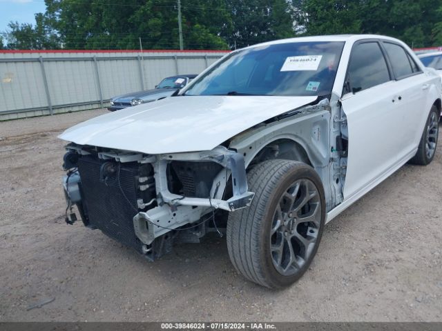 2C3CCABG6JH244709 Chrysler 300 300s