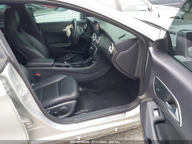 Mercedes-Benz CLA 250 2015 WDDSJ4EB4FN161380 Image 5