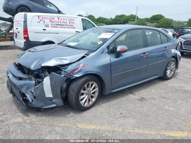 Toyota COROLLA LE 2021 JTDVPMAE2MJ133796 Image 2