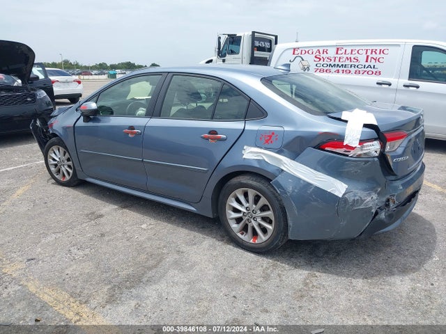 Toyota COROLLA LE 2021 JTDVPMAE2MJ133796 Image 3