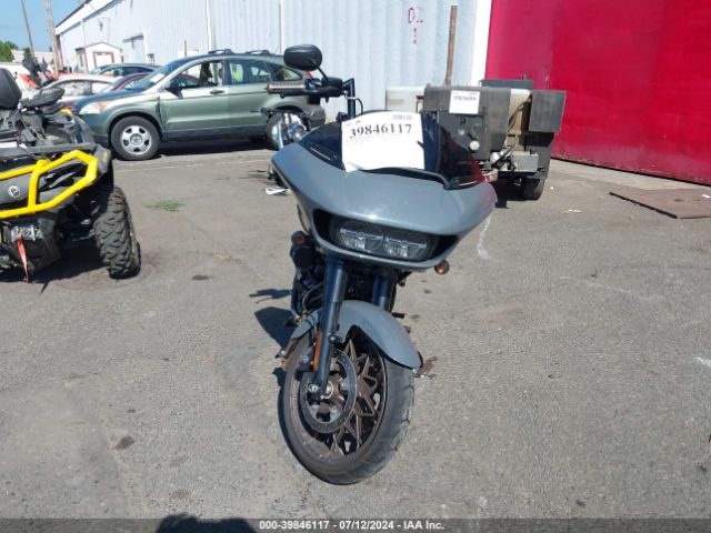 2022 HARLEY-DAVIDSON FLTRXST 1HD1ACL1XNB656529 Photo 4