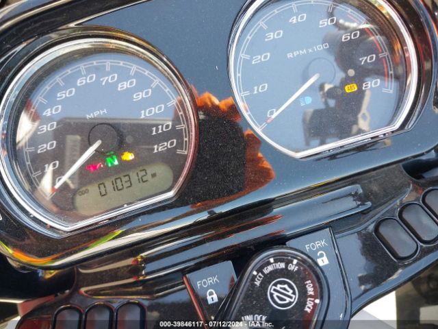 2022 HARLEY-DAVIDSON FLTRXST 1HD1ACL1XNB656529 Photo 6