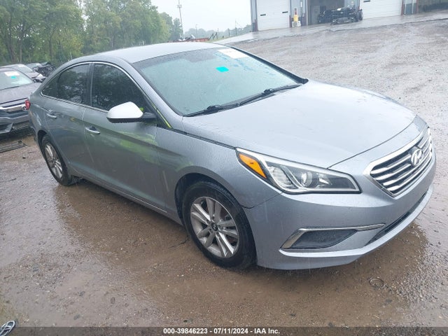Hyundai SONATA SE 2016 5NPE24AF1GH349725 Image 1