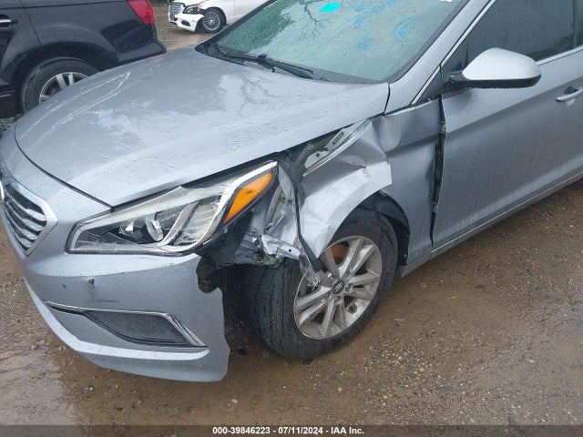 Hyundai SONATA SE 2016 5NPE24AF1GH349725 Image 6