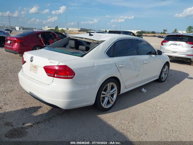 1VWBS7A31EC110384 Volkswagen Passat 1.8t Se