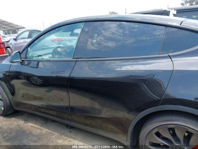 7SAYGDEFXNF348791 Tesla Model Y Performance Dual Motor All-wheel Drive