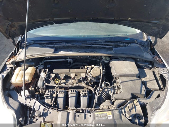 Ford FOCUS SE 2014 1FADP3K29EL264536 Image 10
