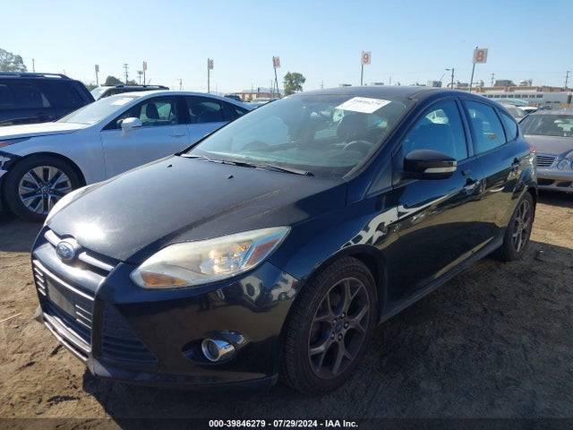 Ford FOCUS SE 2014 1FADP3K29EL264536 Image 2