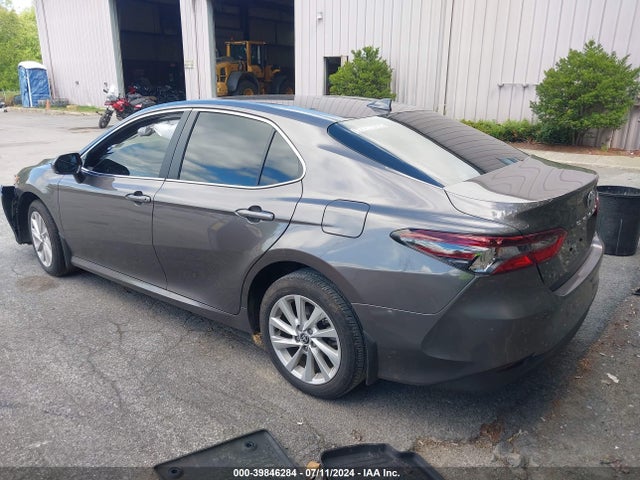 Toyota CAMRY LE 2024 4T1C11AK1RU907664 Image 3