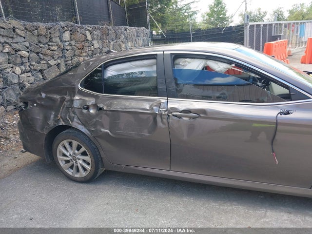 Toyota CAMRY LE 2024 4T1C11AK1RU907664 Image 6