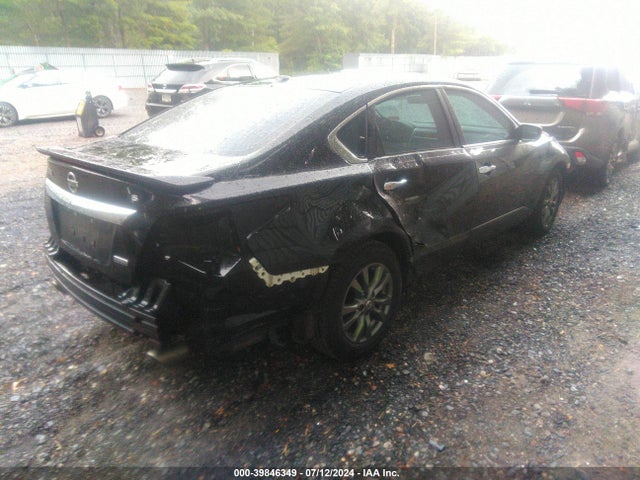 Nissan Altima 2.5 S 2015 1N4AL3AP9FC570147 Image 4