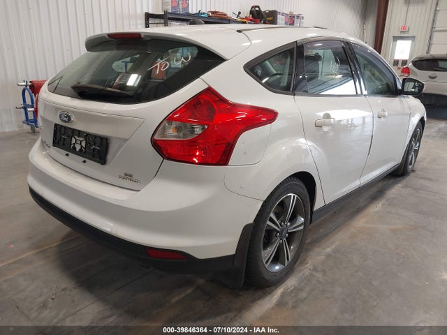 Ford FOCUS SE 2014 1FADP3K24EL179488 Image 4