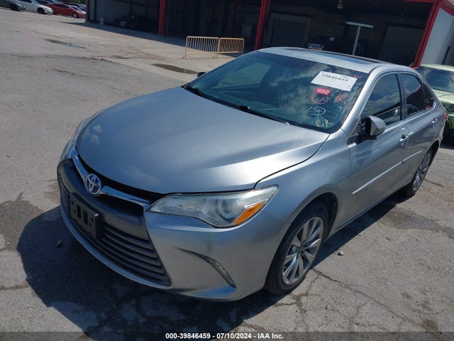 Toyota CAMRY XLE 2016 4T1BF1FK7GU575183 Image 2