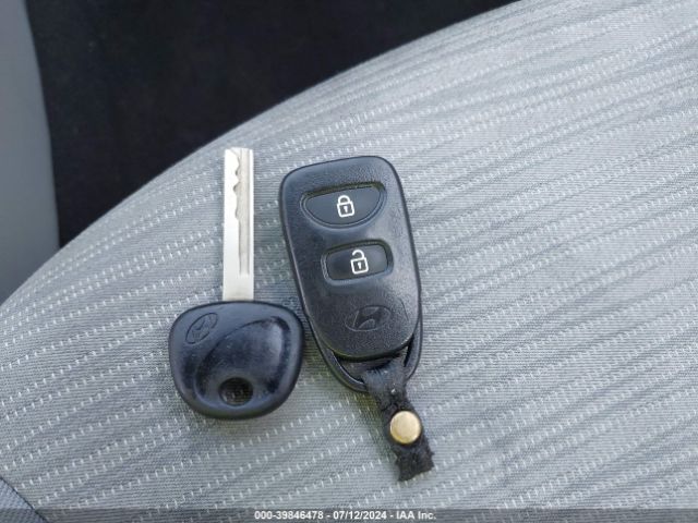 KMHCT4AE4GU981521 Hyundai ACCENT SE