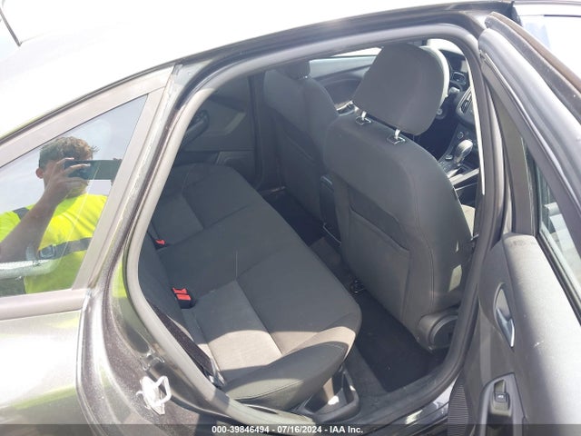 Ford FOCUS SE 2017 1FADP3FE3HL295192 Image 8