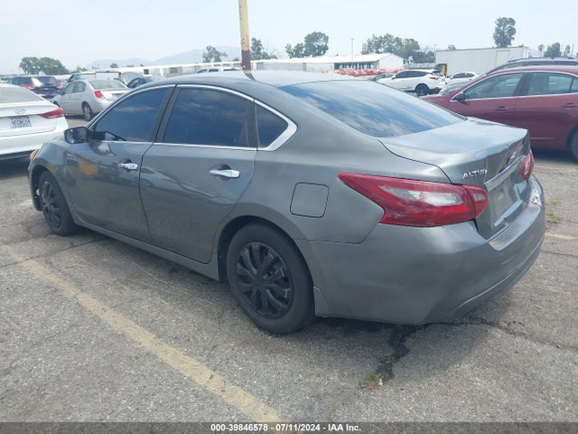 Nissan Altima 2.5 S 2018 1N4AL3AP1JC131808 Image 3