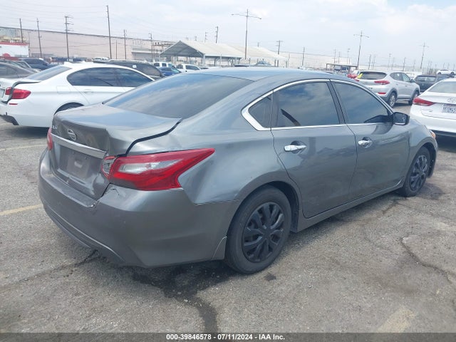 Nissan Altima 2.5 S 2018 1N4AL3AP1JC131808 Image 4