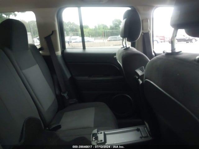 1C4NJPBB7HD120215 Jeep Patriot Sport Fwd