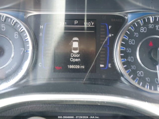 1C3CCCAB6GN141226 Chrysler 200 Limited