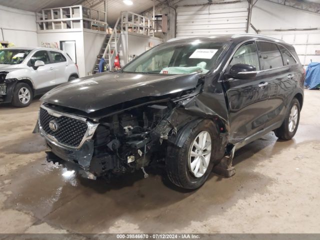 5XYPG4A59GG023017 KIA Sorento 3.3l Lx