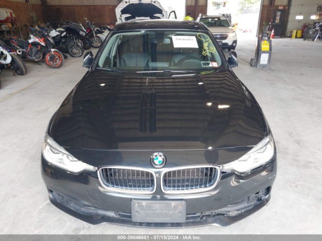 WBA8A3C54JA489326 BMW 320i Xdrive