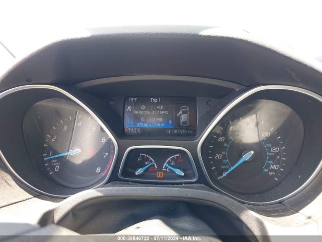 Ford Focus Titanium 2014 1FADP3J22EL165557 Image 7