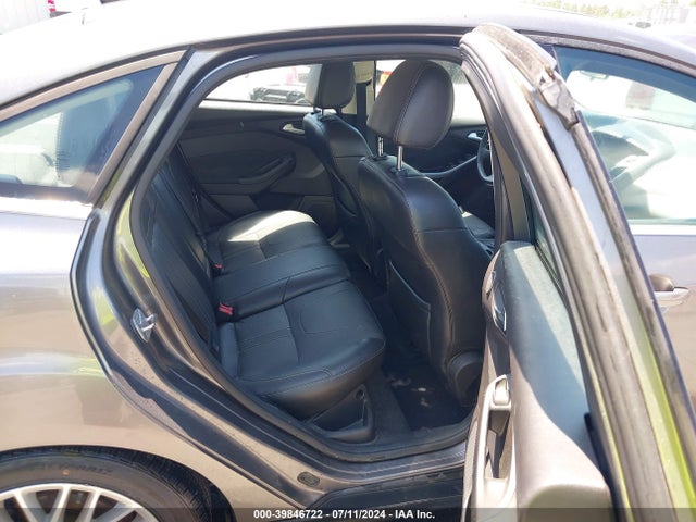 Ford Focus Titanium 2014 1FADP3J22EL165557 Image 8