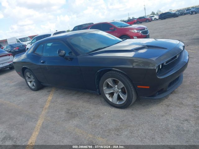2C3CDZAG8KH623290 Dodge Challenger Sxt