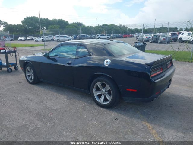 2C3CDZAG8KH623290 Dodge Challenger Sxt