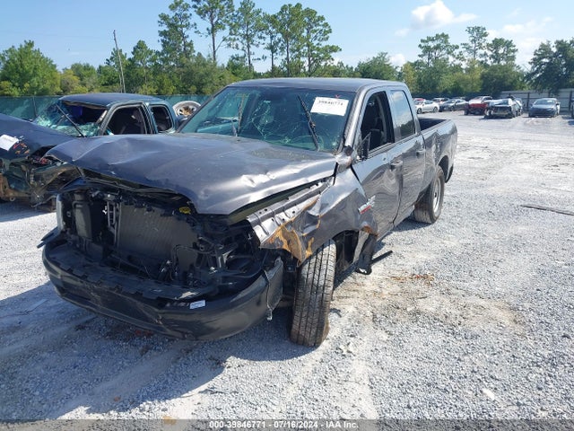 1C6RR6FT9LS105962 RAM 1500 Classic Tradesman Quad Cab 4x2 6'4 Box