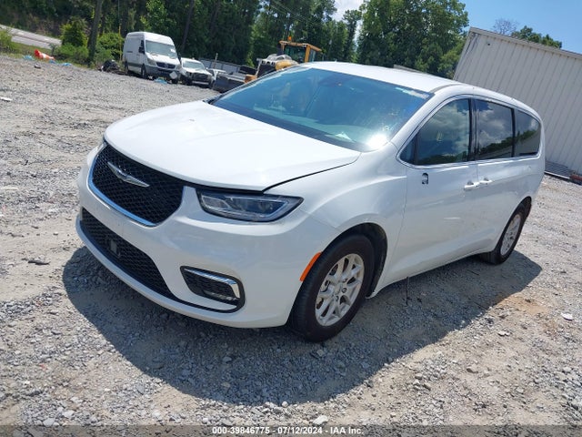 Chrysler Pacifica Touring L 2023 2C4RC1BG2PR571374 Image 2
