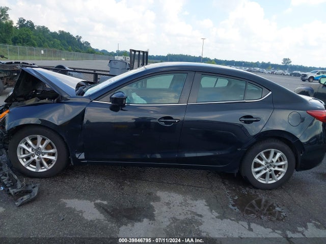 3MZBM1V76EM105717 Mazda Mazda3 I Touring