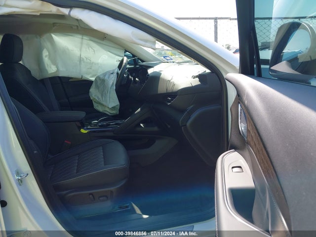 LRBFZSR47PD219704 Buick Envision Avenir Awd