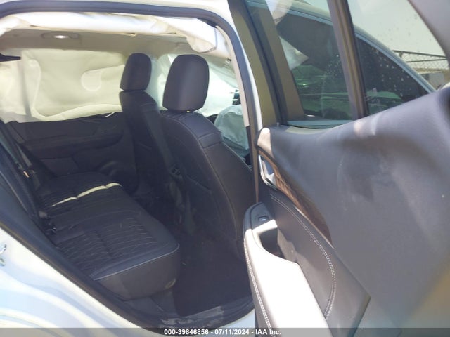 LRBFZSR47PD219704 Buick Envision Avenir Awd