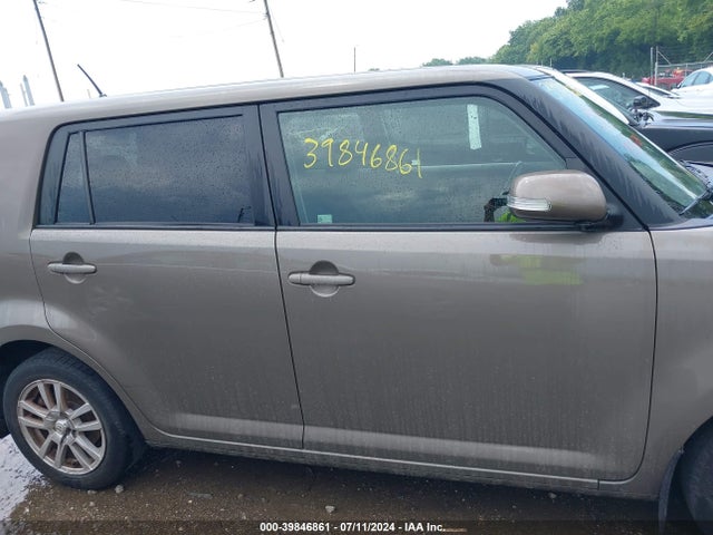 JTLZE4FE1EJ049748 Scion XB