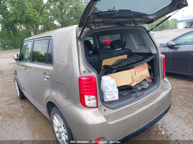 JTLZE4FE1EJ049748 Scion XB