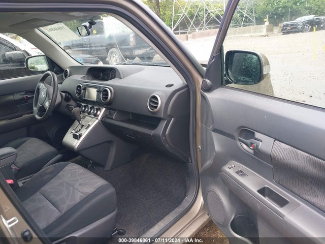 JTLZE4FE1EJ049748 Scion XB