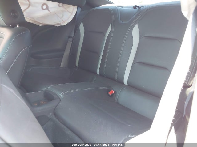 Chevrolet Camaro 2lt 2016 1G1FD1RS4G0122338 Image 8
