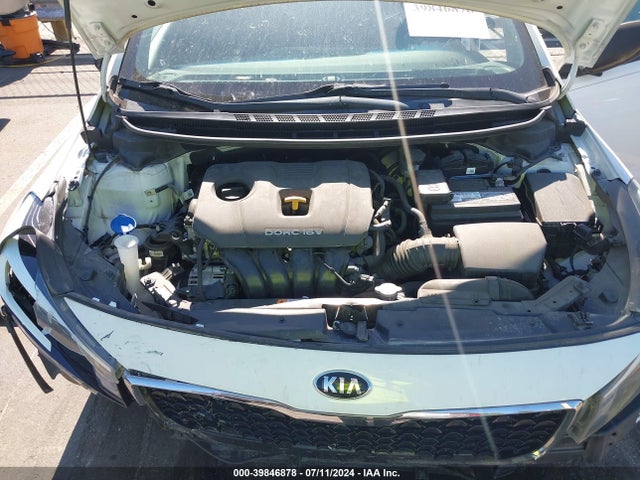 KIA FORTE LX 2017 3KPFK4A75HE082043 Image 10