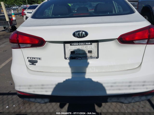 KIA FORTE LX 2017 3KPFK4A75HE082043 Image 16