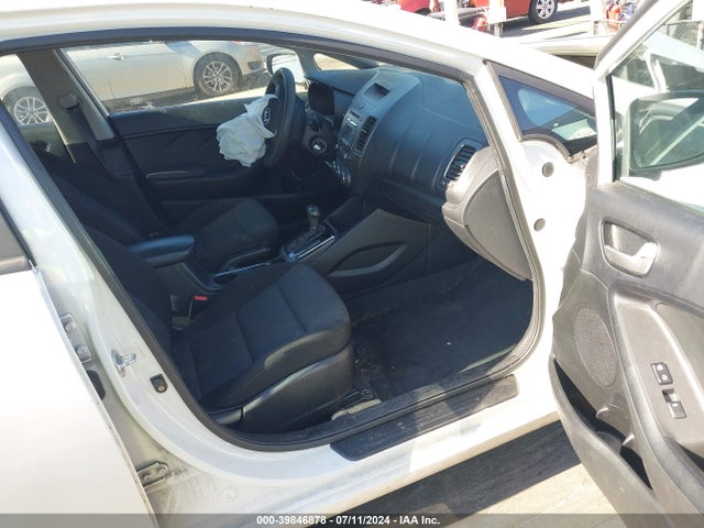 KIA FORTE LX 2017 3KPFK4A75HE082043 Image 5