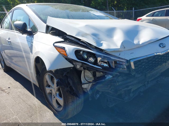 KIA FORTE LX 2017 3KPFK4A75HE082043 Image 6